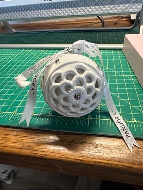 Pandora White Ceramic Floral Hanging Ornament with Branded Ribbon